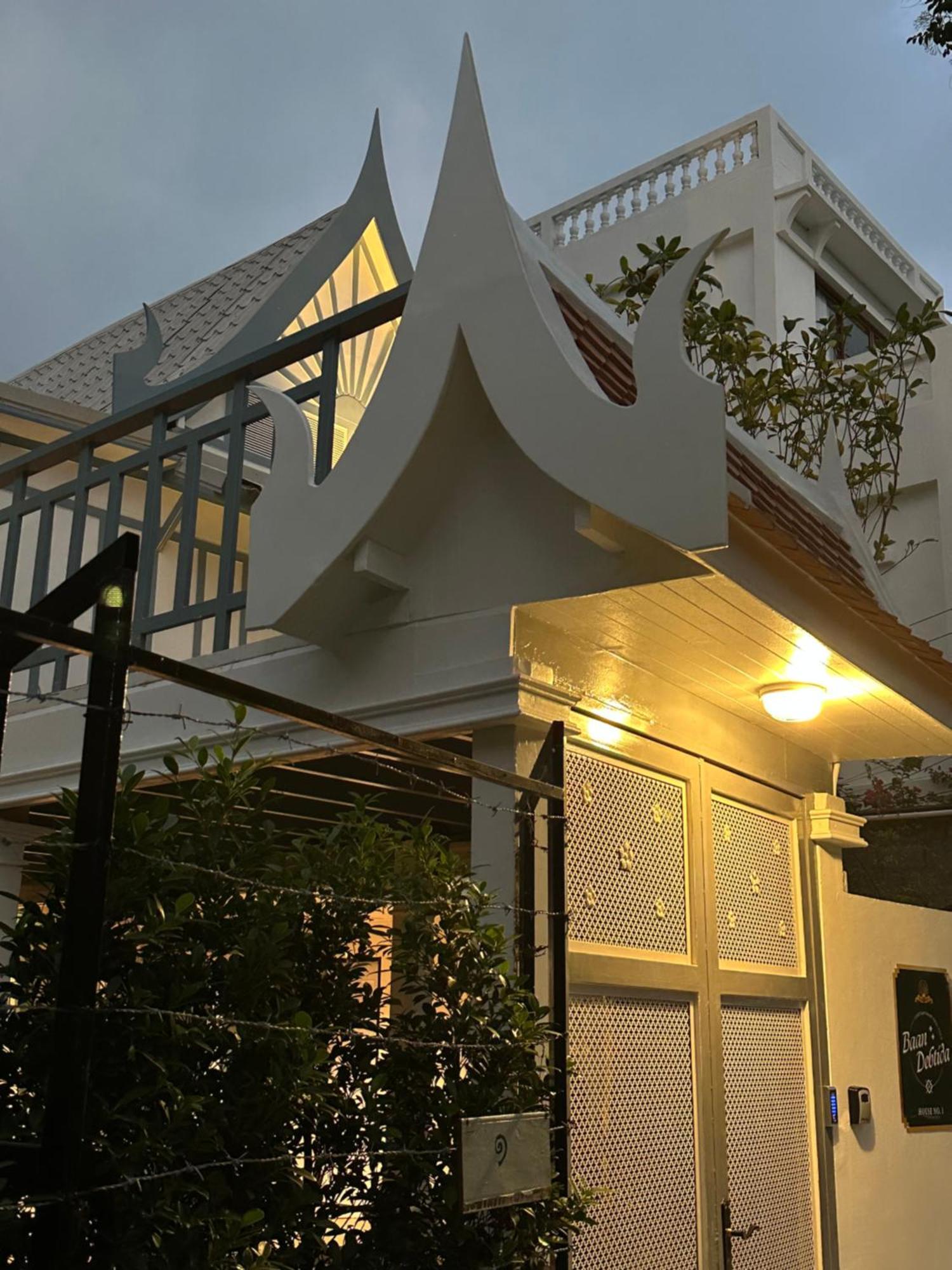 Baan Debtida Hotel Bangkok Exterior photo